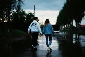 Read more about the article Rainy Day Date Ideas That Still Feel Romantic, Cozy, and Cute